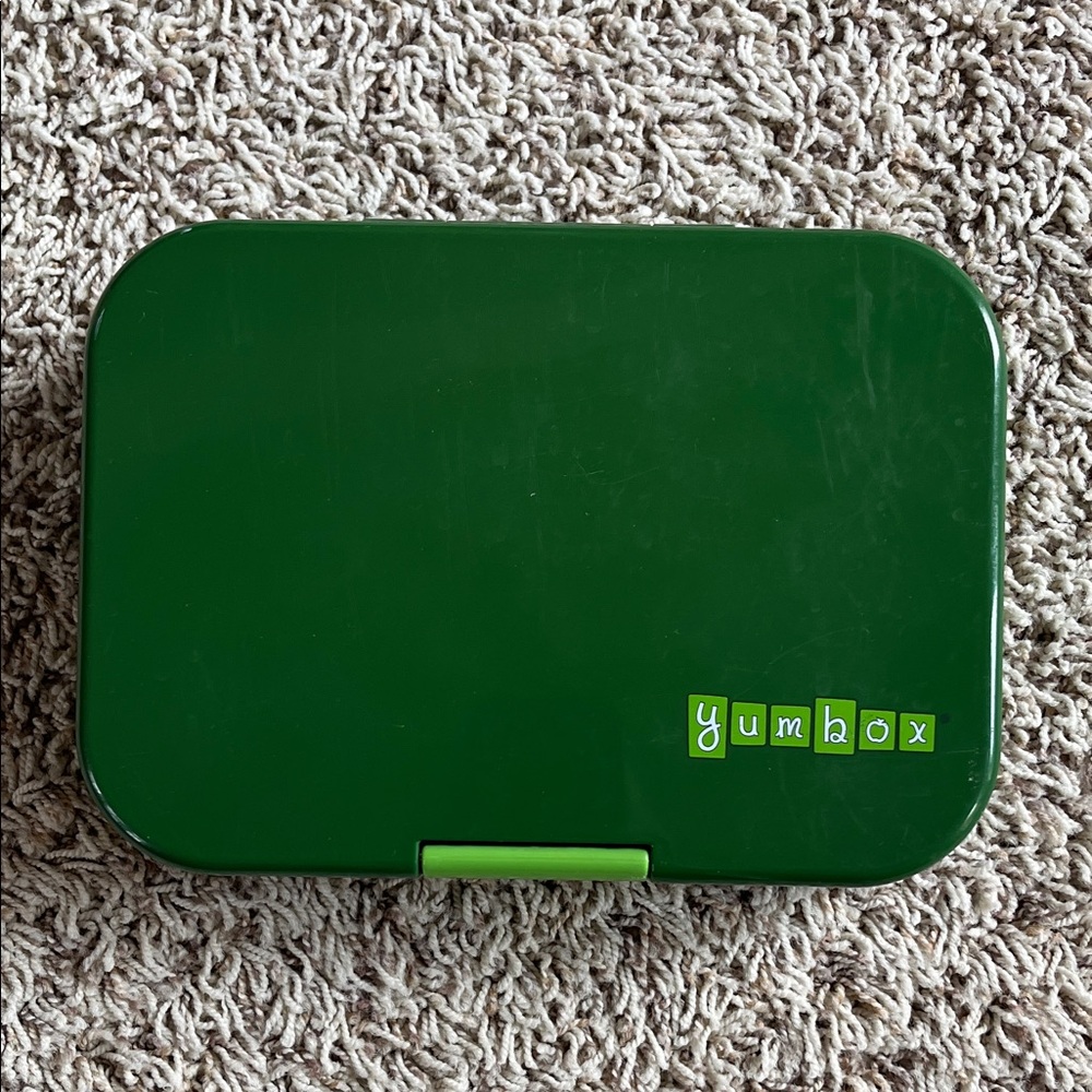 Green Kids Lunchbox